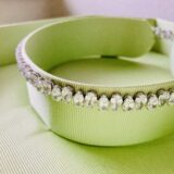 涙を吸い取るスワロフスキーと、母の見栄と財力