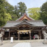 神棚をシンプルに整えて、心もすっきり。白山ひめ神社へ